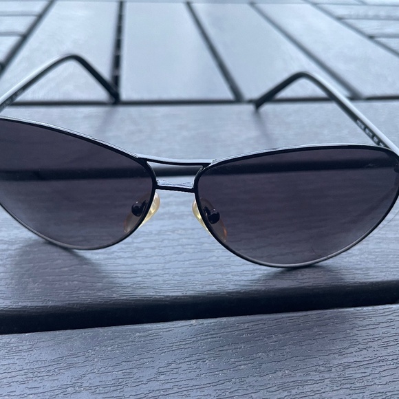 Authentic Fendi Sunglasses - Picture 1 of 8